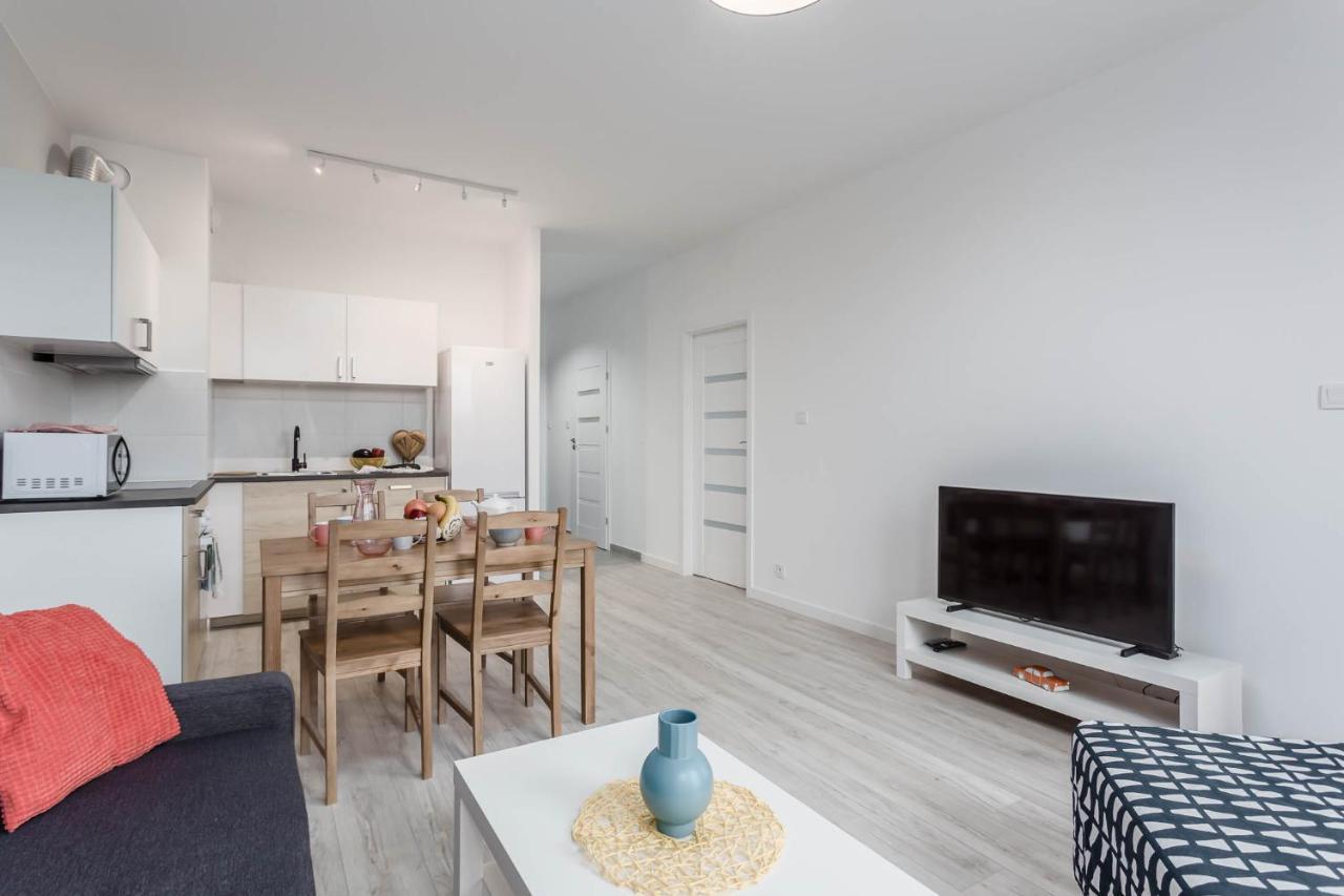 Chill Apartments Ursus Warsaw Exterior photo