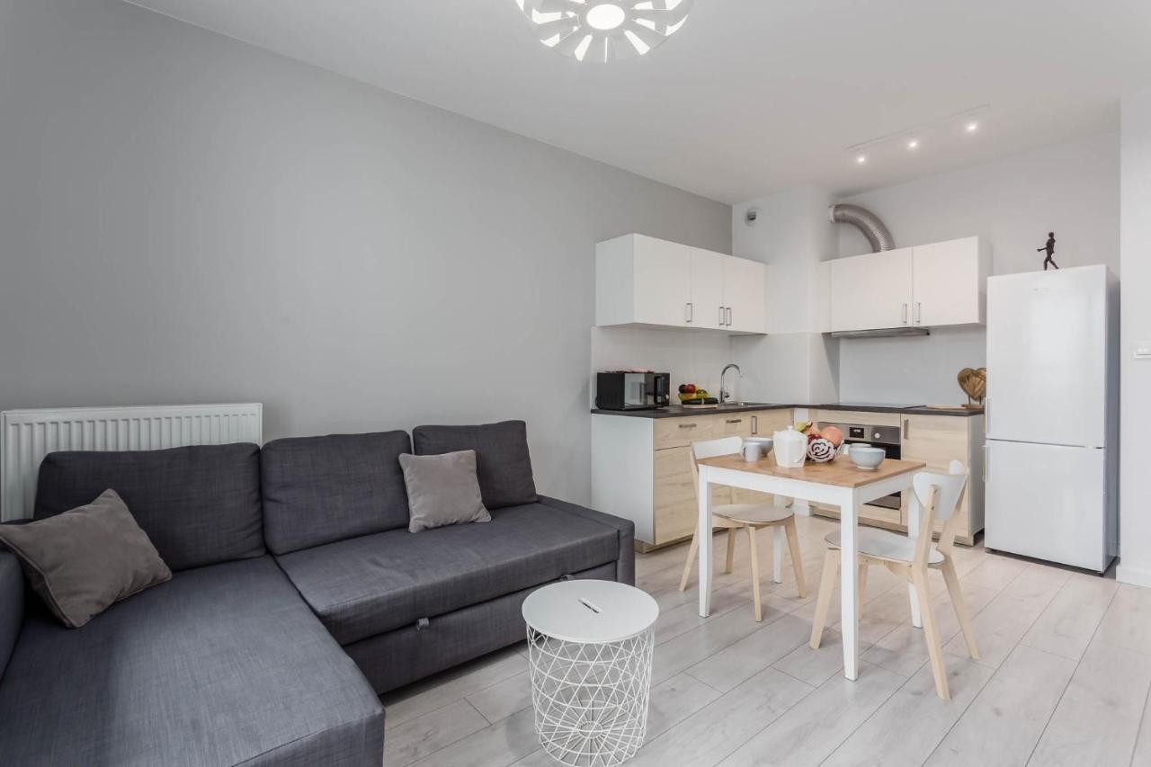 Chill Apartments Ursus Warsaw Exterior photo
